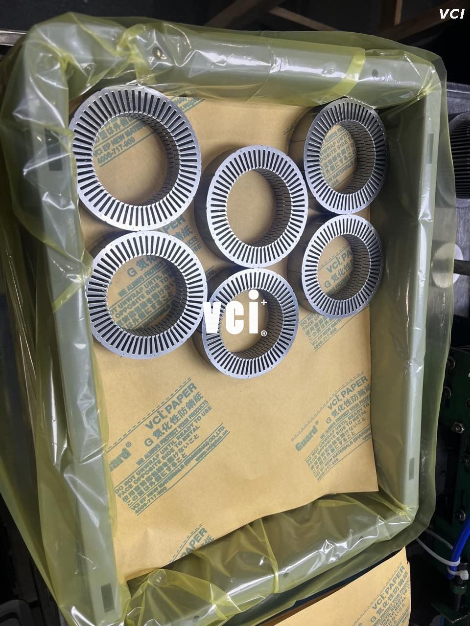 Papel de metal ferroso VCI